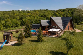 Hotels in Bratina